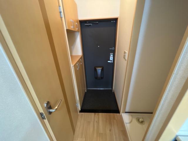 パストラル 玄関