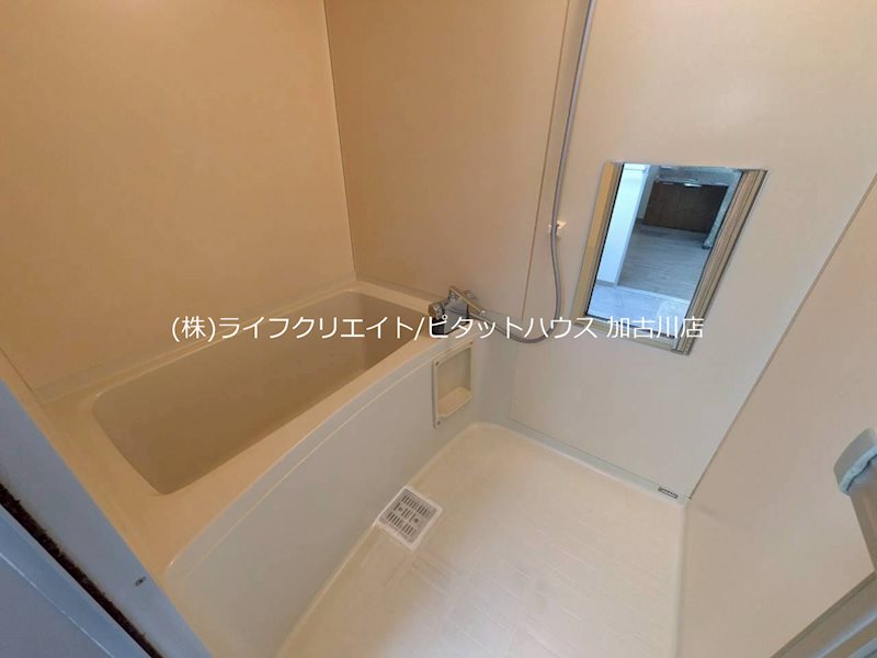 ホワイトシャルム 風呂画像