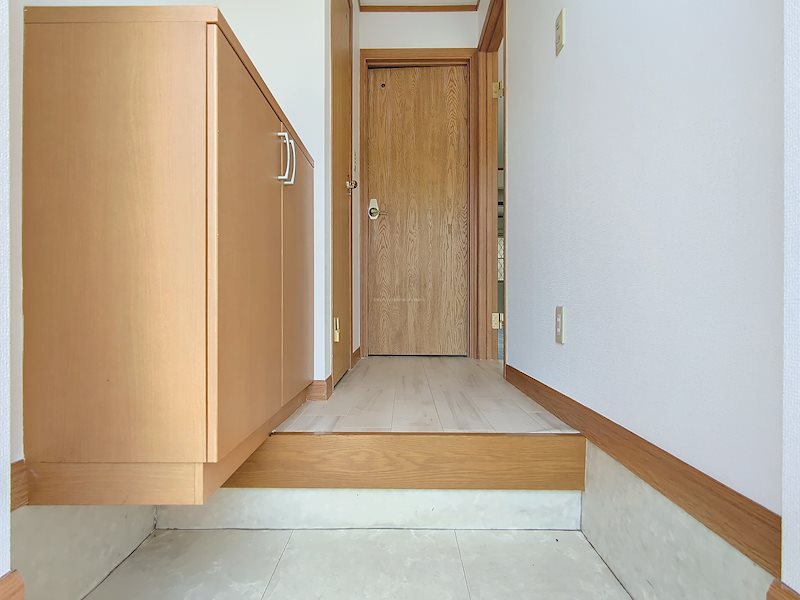 リヴィエール・スリジェ 玄関