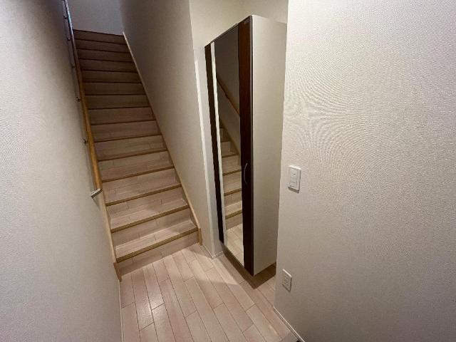 ユーストマ 玄関