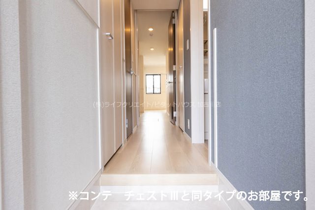 ヒカルサ東加古川 玄関