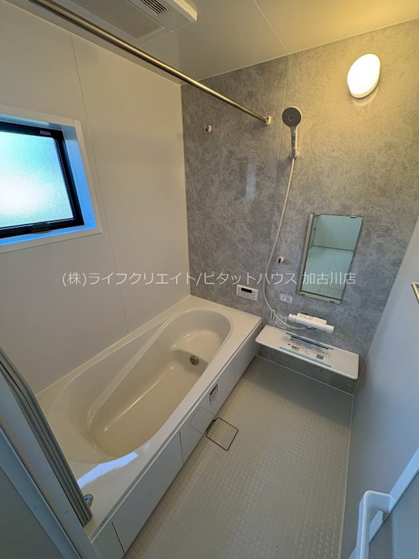 高砂市曽根町・戸建 風呂画像