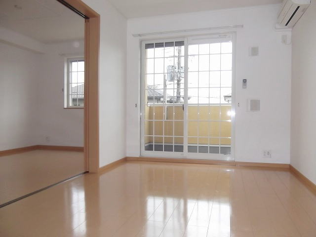 クラッセ壱番館 リビング