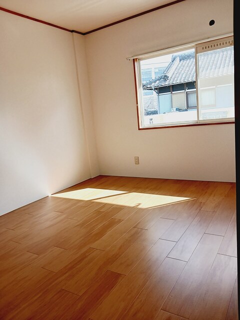ロイヤル小林 その他2