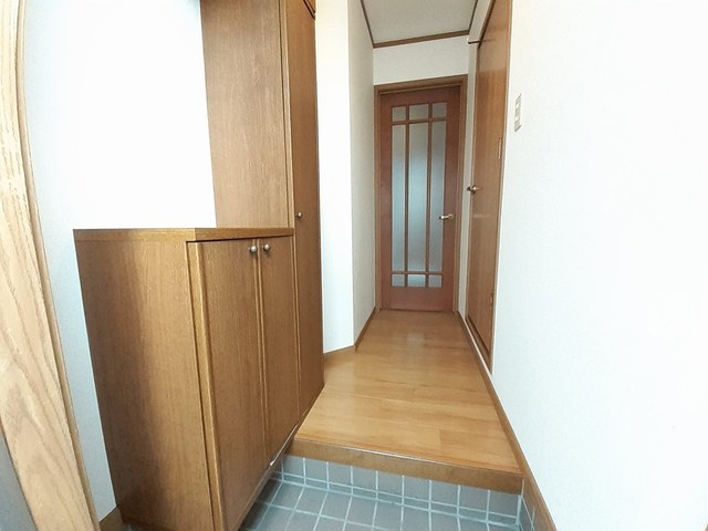 コンフォート阿江 玄関