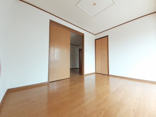 コンフォート阿江 ベッドルーム