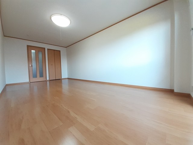 ラーゴ リビング
