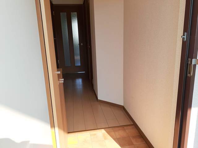 セイント・サチ 玄関