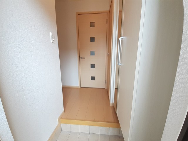 プロムナード　Ｂ 玄関