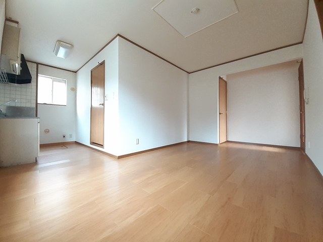 オマージュ壱番館 リビング