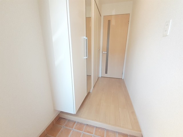 ラボールⅠ 玄関