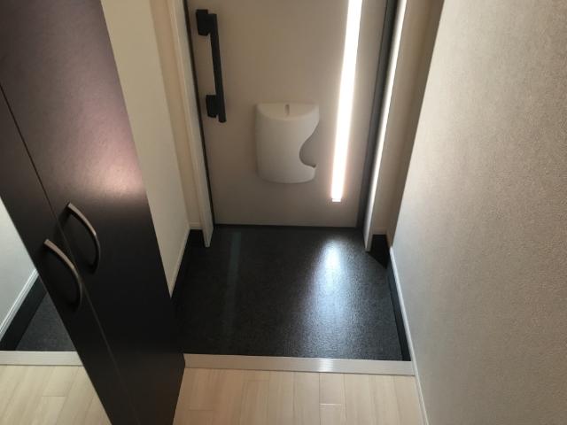 フォルビートコート 玄関
