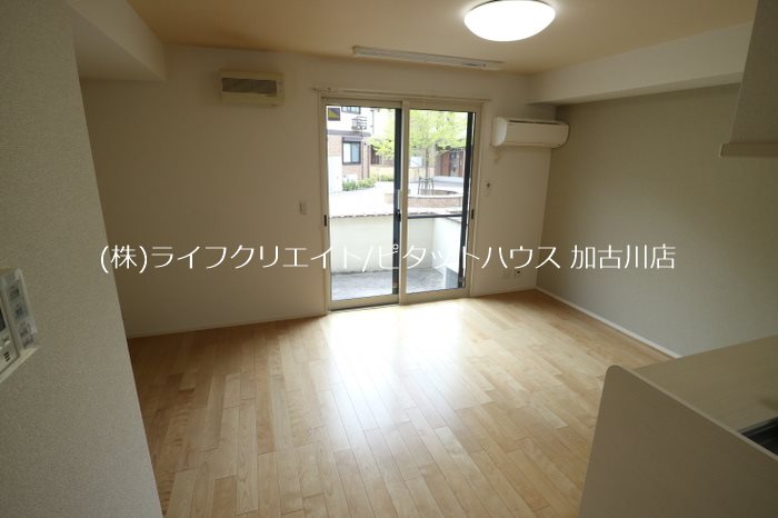 しんでれら・円山　B棟 リビング