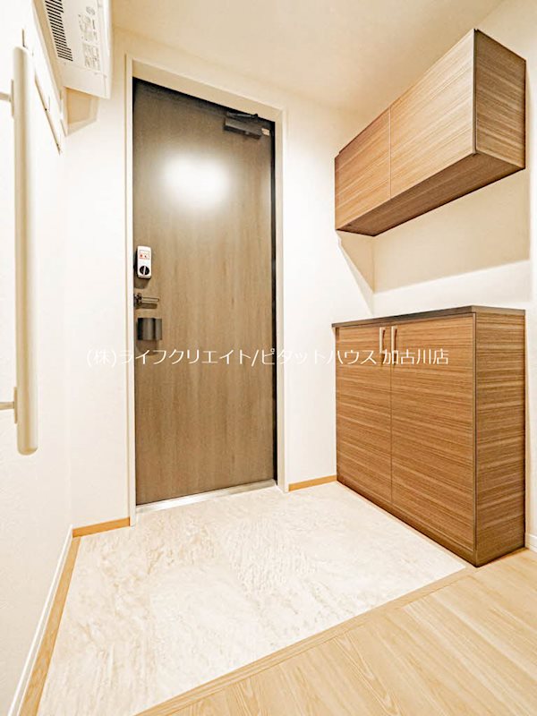 カーサグラス　エステ  玄関