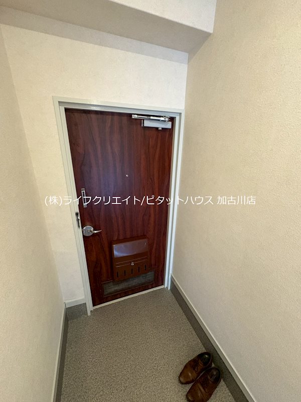 フローラハイツみのり 玄関