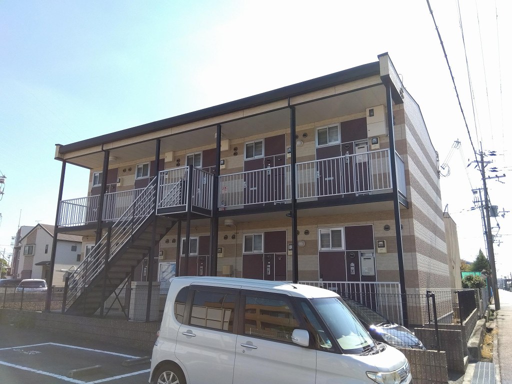 レオパレスＫＯＭＡＴＵＢＡＲＡ その他外観1