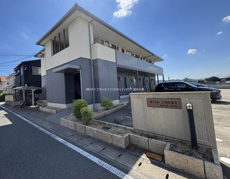 オートロック完備、重厚感あるマンションです。