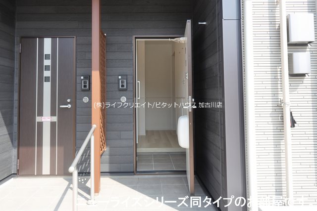 アルドーレ 玄関