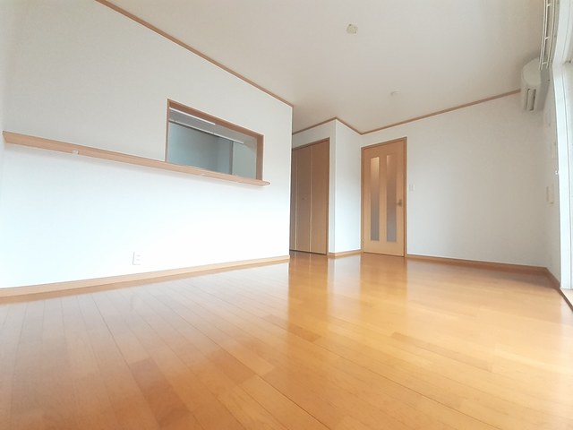 ラフレシールやしろＢ リビング