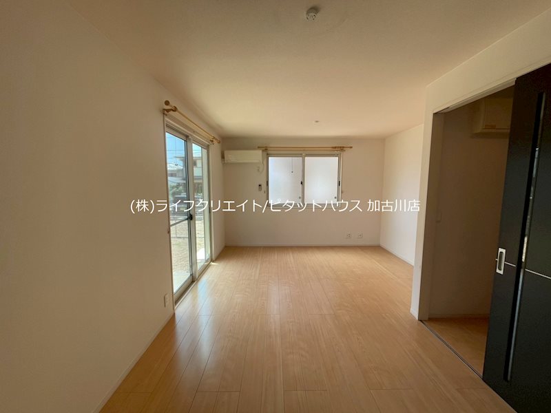 柚垣様戸建借家Ⅲ  リビング