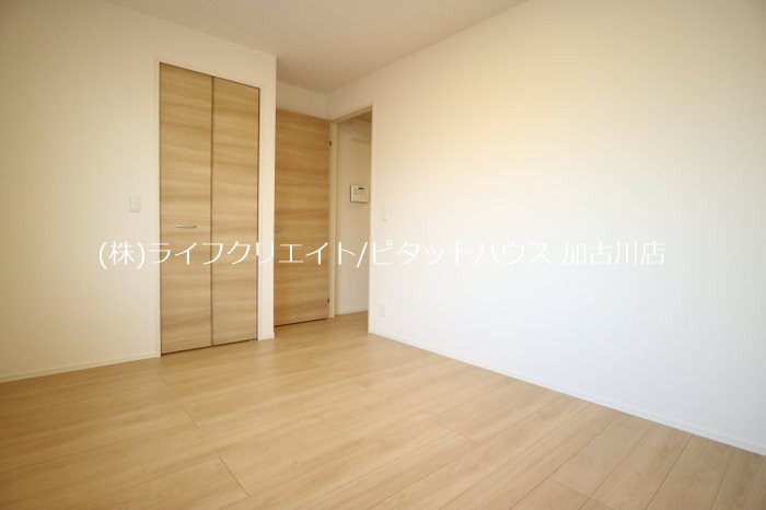 Ｄ－ｒｏｏｍ社Ⅱ ベッドルーム