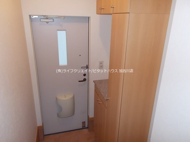 グラディートI 玄関