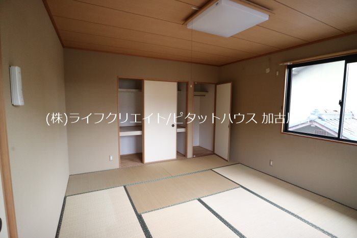 上野戸建D-room ベッドルーム