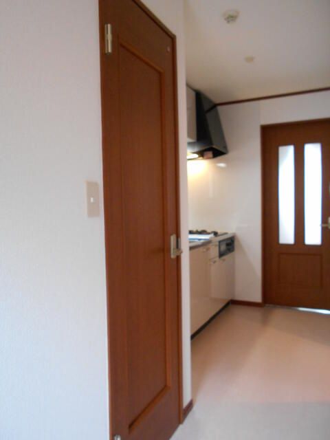 ウッディハイツⅤ ベッドルーム