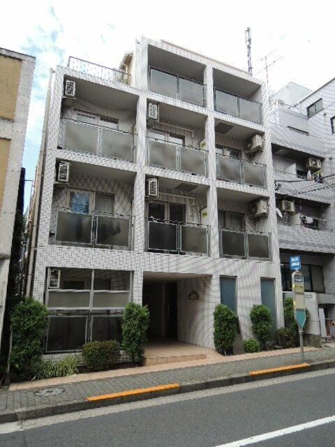デアケーニッヒ 外観
