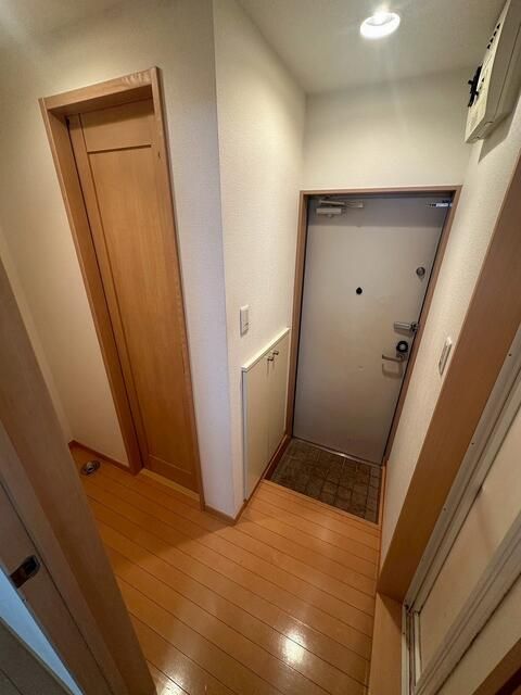 フォレスト西小山 玄関