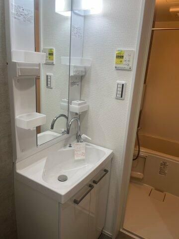 Ｎｏａｈ’ｓ　Ｈｉｙｏｓｈｉ　Ｃｒｅｓｔ 洗面所