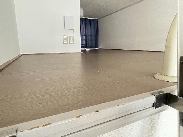 レオパレスＫＩＺＵＫＩ 収納