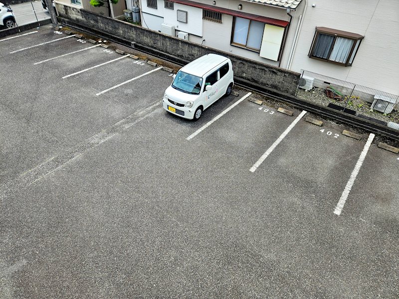 Twinkle藤間 駐車場
