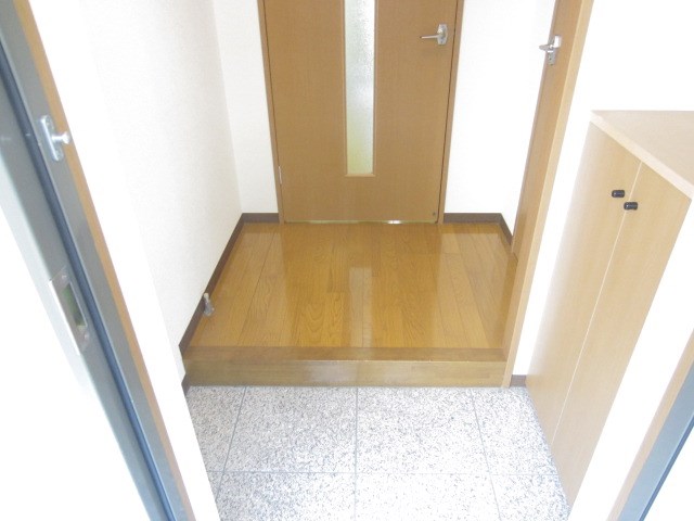 ドムス東静岡 玄関