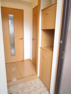 アスリート２ 玄関