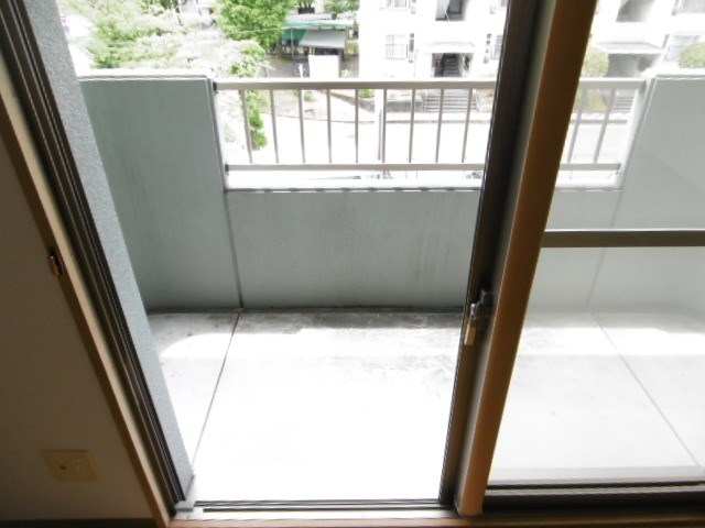 グランクールⅢ ベランダ