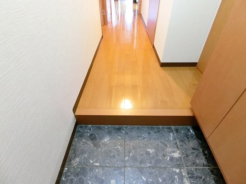 グランクールⅡ 玄関