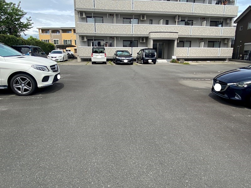 Ｇｏｌｄ　Ｓｔａｇｅ　Ｋａｚｕ 駐車場