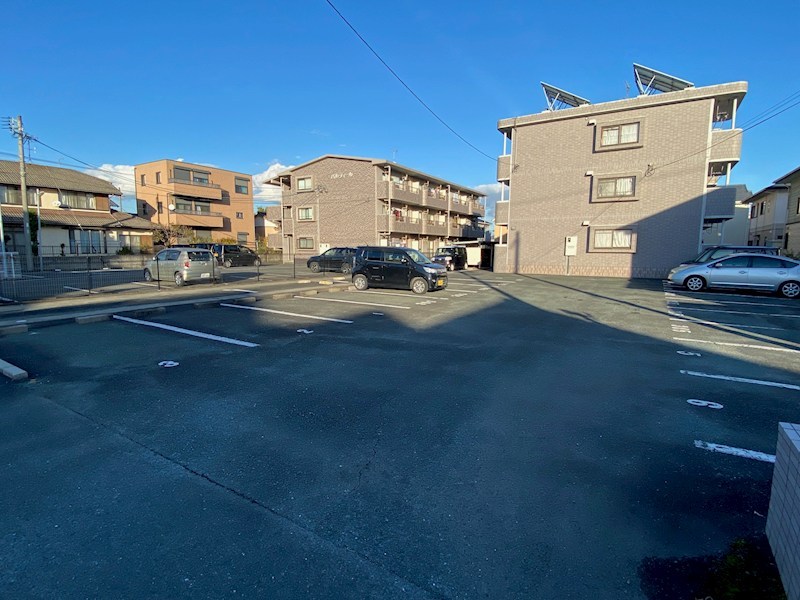 サントピアⅡ 駐車場