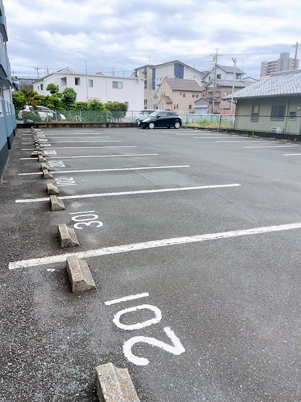 アーベイン中泉 駐車場