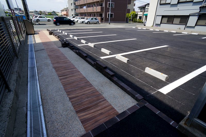 アビタ美吉Ⅱ 駐車場