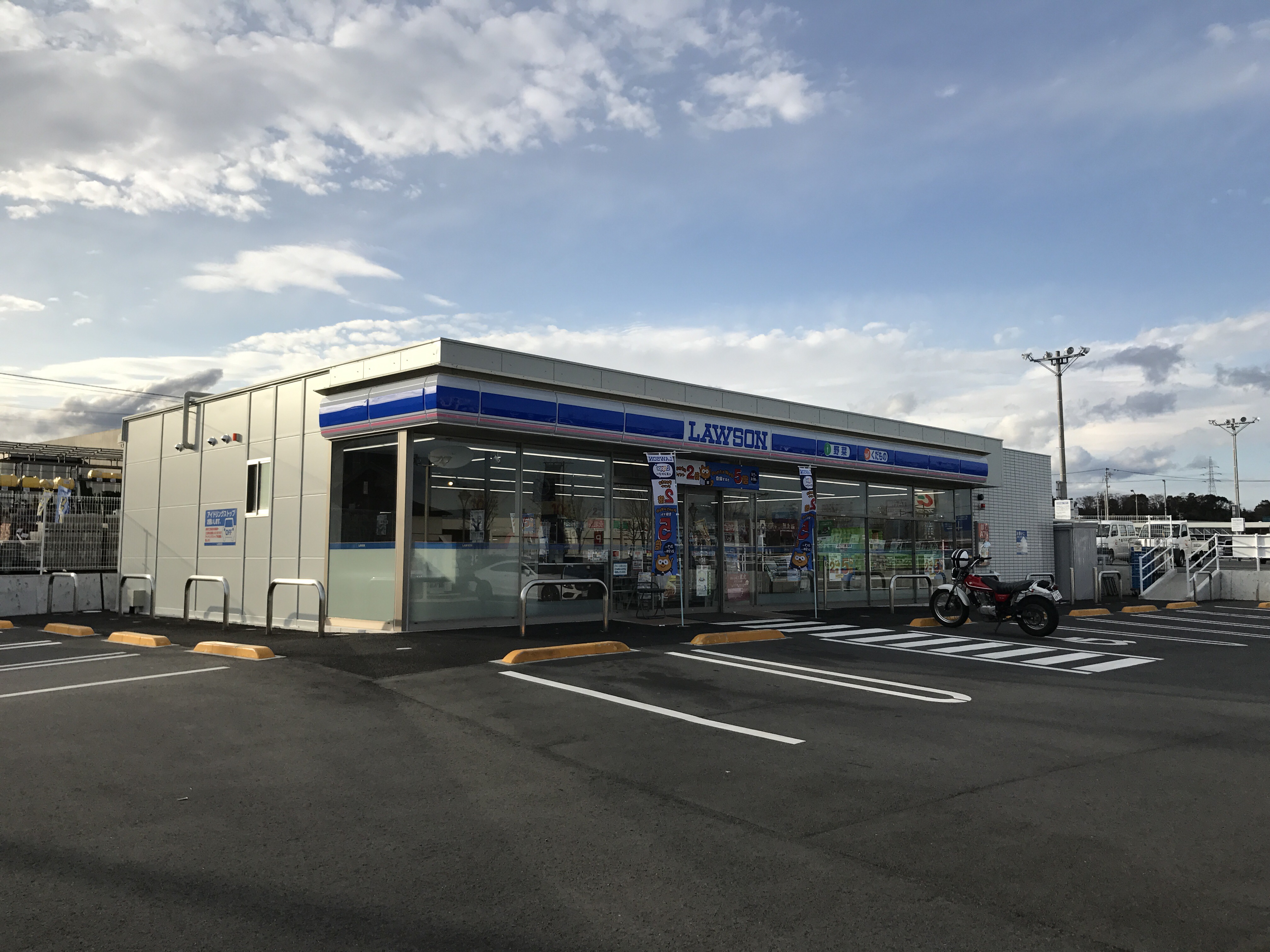 Ｓｏｕｔｈ　Ｖｅｒｕｓｈｉｎａ コンビニ