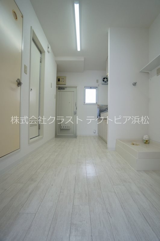 アビタ美吉Ⅲ 玄関
