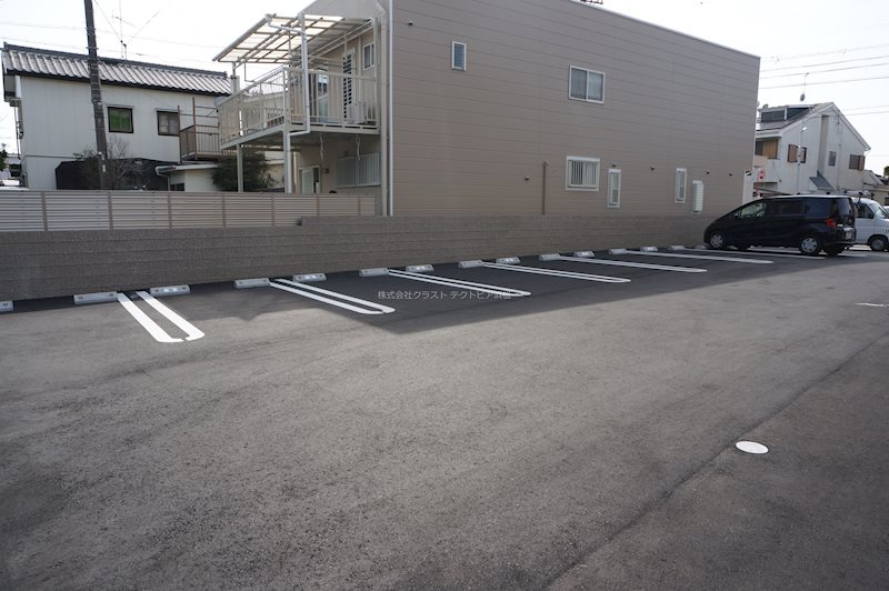 アンベリール 駐車場