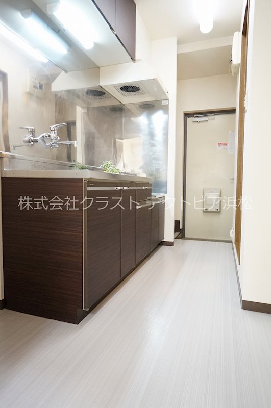 グランパレⅥ 玄関