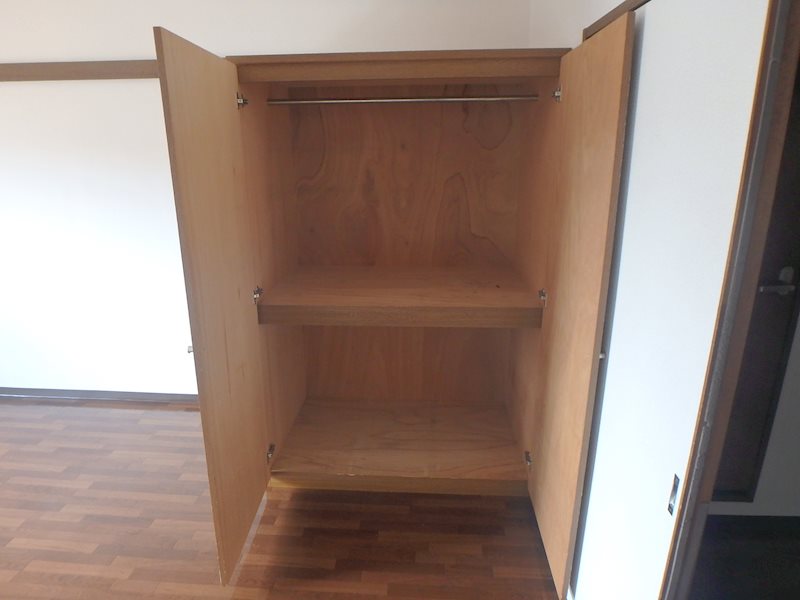 エテルノ鶴巻 収納