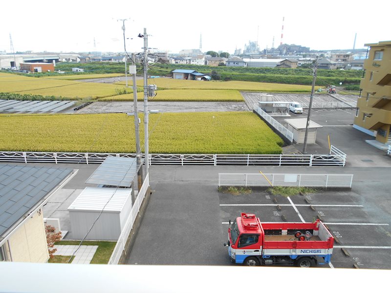 マンション明日香 駐車場