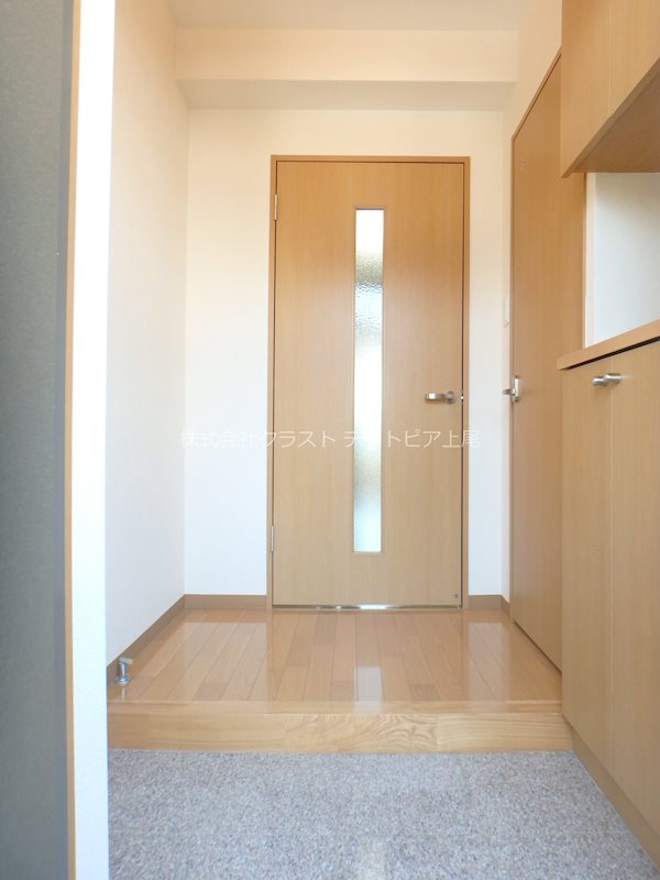 アステリ与野本町参番館 玄関