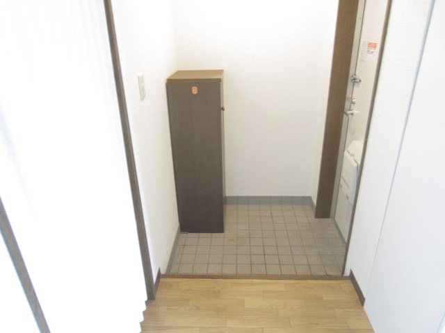 アネックス１ 玄関