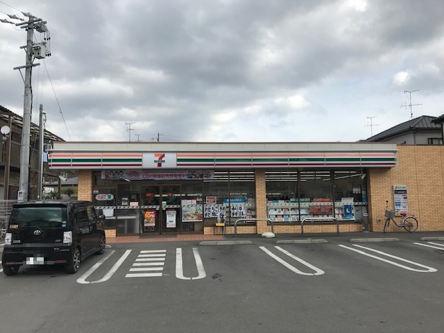ドミール コンビニ